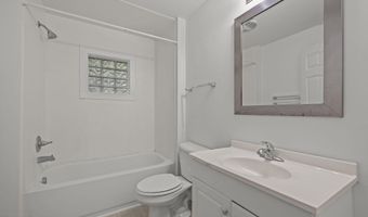217 W Atlantic Blvd, Atlantic Beach, NC 28512