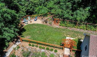 341 Pearson Dr, Asheville, NC 28801