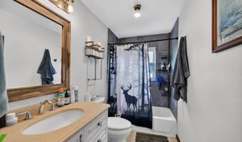 201 Hanover Ave, Aurora, IN 47001