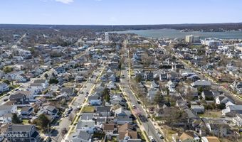 409 13th Ave, Belmar, NJ 07719