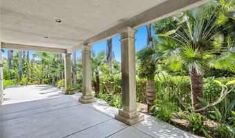 210 N Stage Coach Ln, Fallbrook, CA 92028