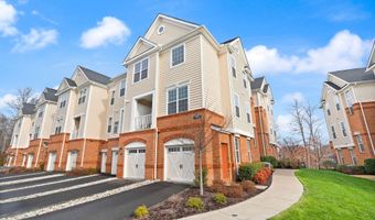 23215 MILLTOWN KNOLL Sq 114, Ashburn, VA 20148