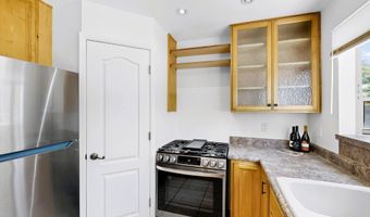 805 INDIANA St SE, Albuquerque, NM 87108