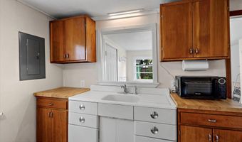 1801 Cleveland Ave, Anchorage, AK 99517
