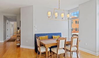 17 Chapel St Apt 402, Albany, NY 12210