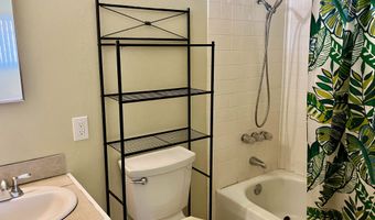 49 KUHILANI St, Hilo, HI 96720