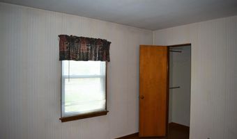 916 3Rd Ave, Ackley, IA 50601