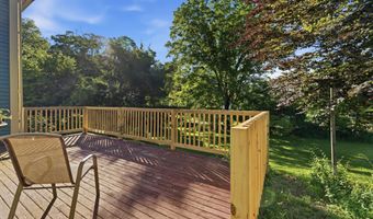 60 Chaplin St, Chaplin, CT 06235