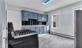 135 Illinois St 2, Central Falls, RI 02863