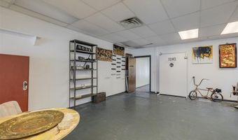 6718 NW 39th Expy, Bethany, OK 73008