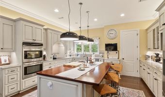 618 Cypress Point Dr, Akron, AL 35441