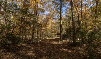 4 Laurel Ln, Clinton, CT 06413