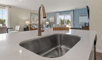 1306 Candlebrook Ct, Boiling Springs, SC 29316