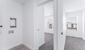 691 Discovery Ave, Bentonville, AR 72712