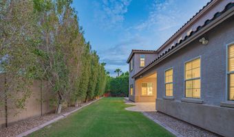 2073 S NAVAJO Ct, Chandler, AZ 85286