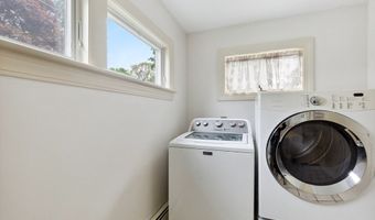 292 Plymouth St, Abington, MA 02351