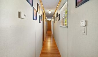 9 J St, Bangor, ME 04401