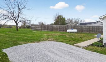 393 Peterson Ave, Auburn, KY 42206