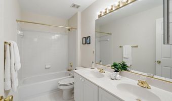 18915 FESTIVAL Dr, Boyds, MD 20841