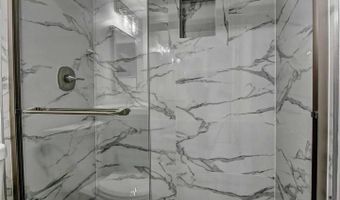 801 N PITT St N #1206, Alexandria, VA 22314