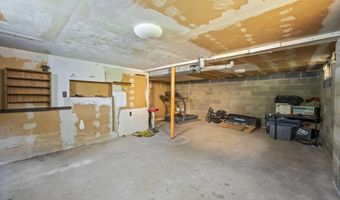 34 Drexel Dr, Jackson, NJ 08527