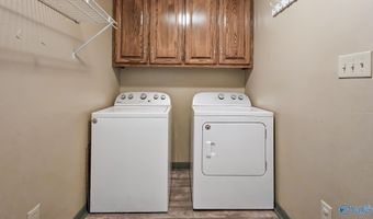 9206 Barker Rd, Athens, AL 35614