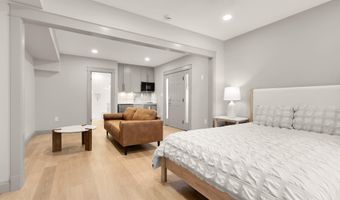 4111 18TH Rd N 1, Arlington, VA 22207