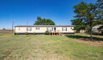 2420 E Willow Creek Dr, Amarillo, TX 79108
