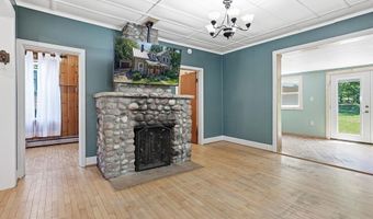 321 MILL St, Amherst, WI 54406
