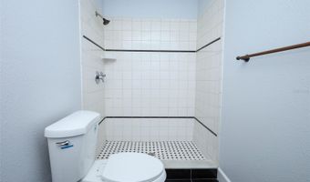 220 CHEROKEE Ct 102, Altamonte Springs, FL 32701