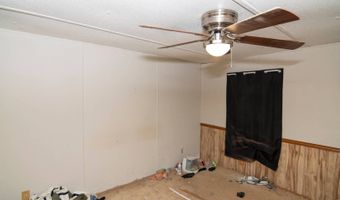 941 E Clayton Rd, Alderson, WV 24910