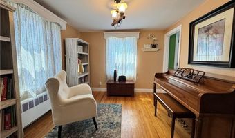 1 Garvin St, Cumberland, RI 02864