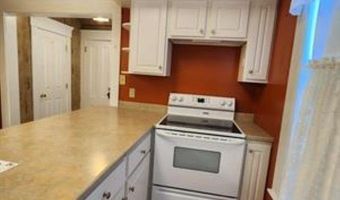 197 Emery St, Berlin, NH 03570