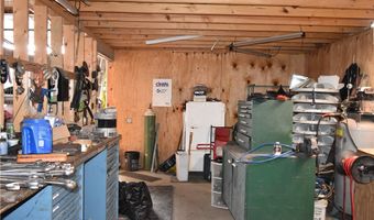 5628 State Route 7, Andover, OH 44003