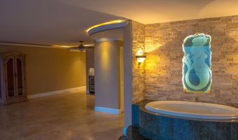1200 N Harbor Dr 15B, Oceanside, CA 92054