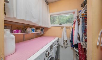 240 Middle Rd, Augusta, ME 04330