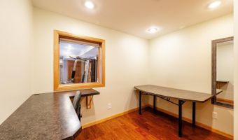 14 Warbonnet Dr, Banner, WY 82832