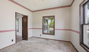 1918 Park Ave, Baxter Springs, KS 66713