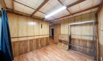 16578 Blue Horse Rd, Anderson, CA 96007