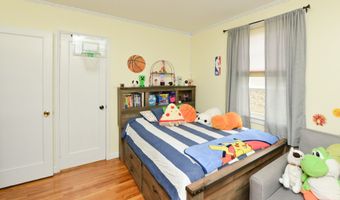 513 Stafford Ave, Bristol, CT 06010