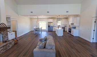 4419 Altamaha School Rd, Baxley, GA 31513