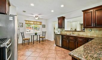 2725 Morning Glory Ln, Carlsbad, CA 92008