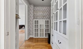 852 Hale St, Beverly, MA 01915