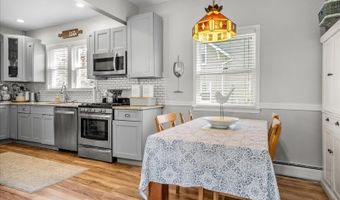 18 Ellice St, Bayonne, NJ 07035