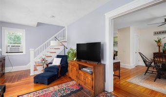 82 Cliffdale Ave, Cranston, RI 02905