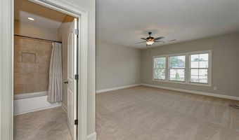 62 Cedarcrest Village Ct, Acworth, GA 30101