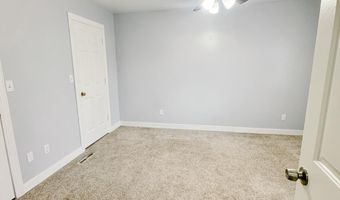 6 COURTSIDE Ln, Ashland, VA 23005