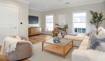 340 Heights Rd 205, Darien, CT 06820