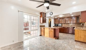 4202 Halupa St, Honolulu, HI 96818