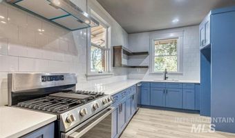 1015 E Logan St, Caldwell, ID 83605